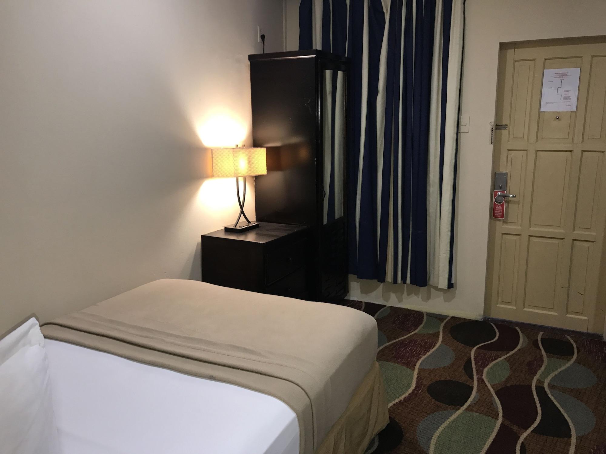 Airport Suites Hotel Piarco Εξωτερικό φωτογραφία