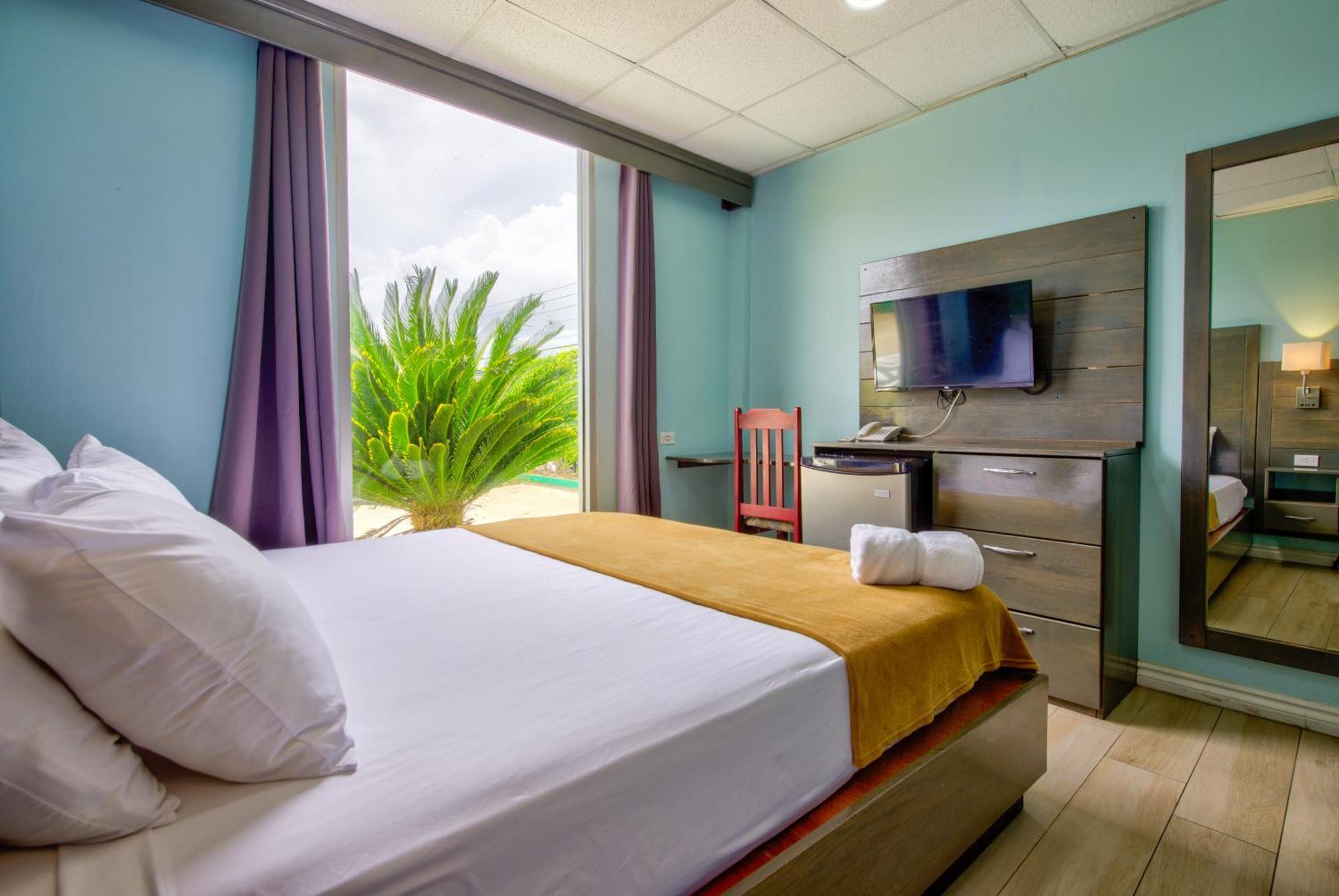 Airport Suites Hotel Piarco Εξωτερικό φωτογραφία