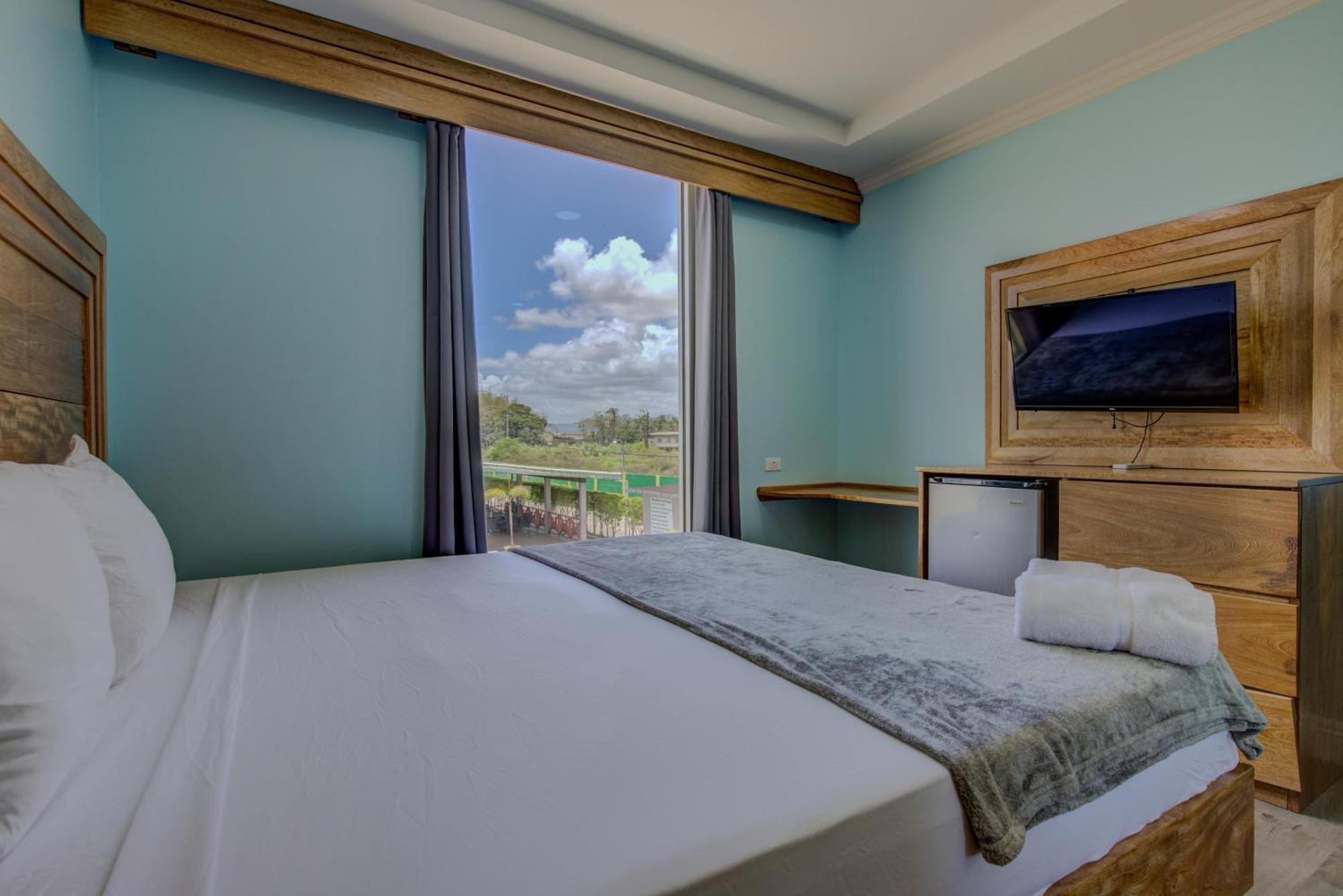 Airport Suites Hotel Piarco Εξωτερικό φωτογραφία